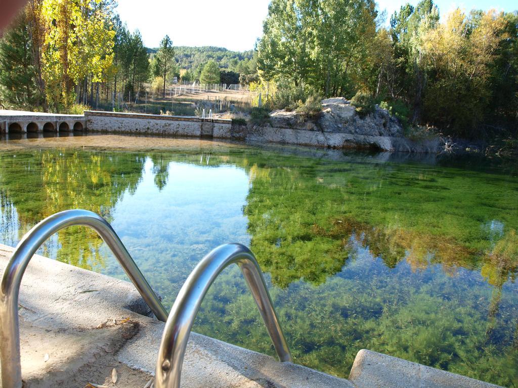 Гостевой дом Alojamiento Turistico "El Torreon" Фреснеда-де-ла-Сьерра Экстерьер фото