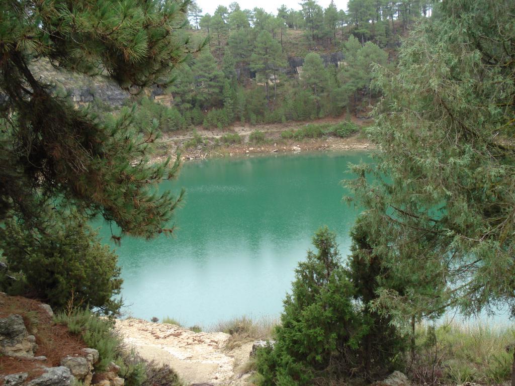 Гостевой дом Alojamiento Turistico "El Torreon" Фреснеда-де-ла-Сьерра Экстерьер фото
